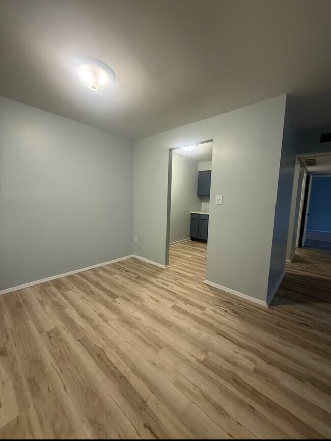 2971 Four Towers Dr in Cincinnati, OH - Foto de edificio - Building Photo