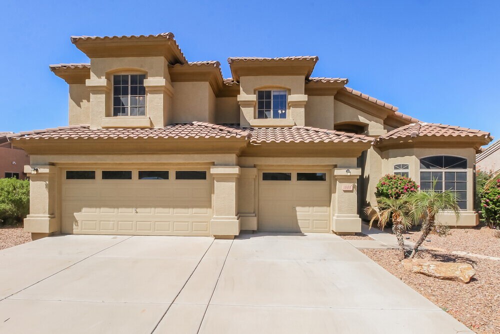 1668 S Quartz St in Gilbert, AZ - Building Photo