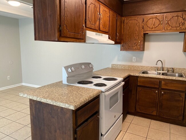 33 Manchester Bay in Jackson, TN - Building Photo - Building Photo