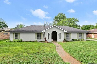 9256 Bermuda Ave in Baton Rouge, LA - Building Photo
