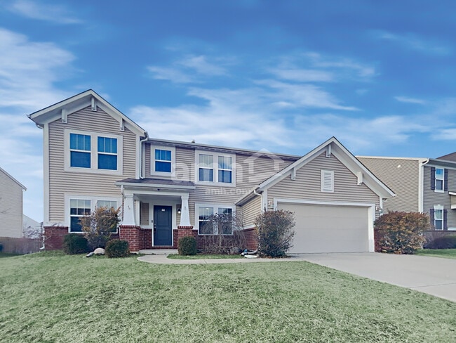 property at 1570 Lavender Ln