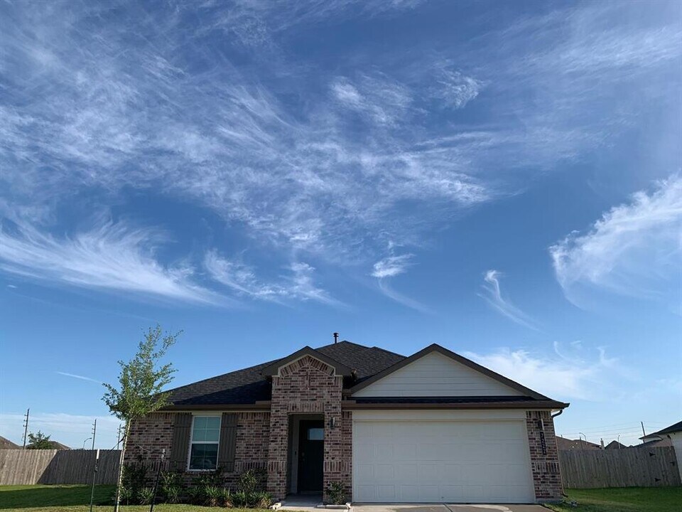 7222 Sunset Crk Dr in Richmond, TX - Building Photo