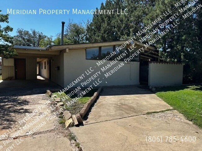 2003 32nd St in Lubbock, TX - Building Photo - Building Photo