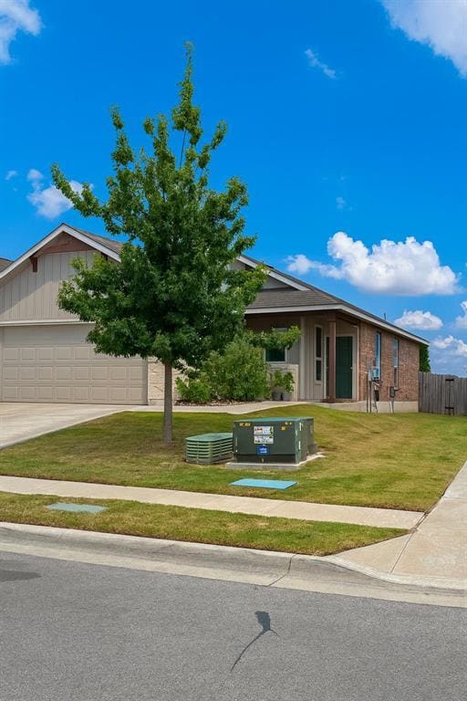 302 Eves Necklace Dr. in Buda, TX - Building Photo - Building Photo