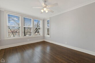 537 E 67th St, Unit 537-2 (Leasing) in Chicago, IL - Building Photo - Building Photo