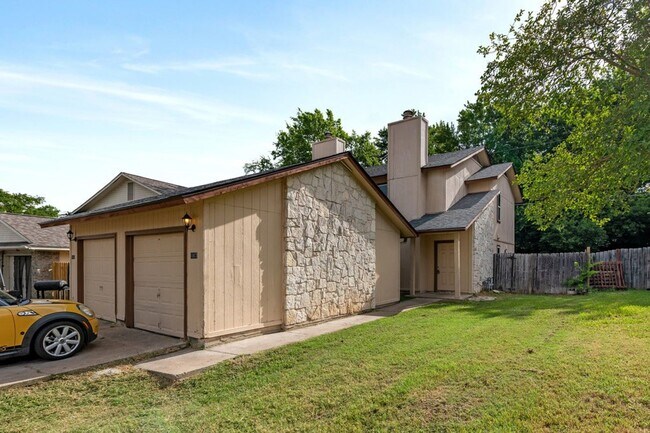 1805-1807 Rawhide Loop in Round Rock, TX - Building Photo - Building Photo