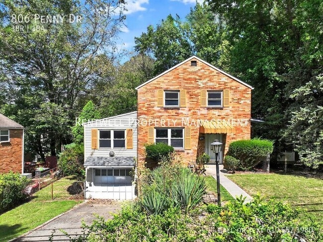 806 Penny Dr in Pittsburgh, PA - Building Photo - Building Photo