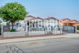 110 S Picacho Heights Rd in Eloy, AZ - Building Photo - Building Photo