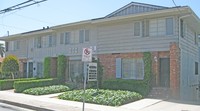 212 W Plymouth St in Inglewood, CA - Foto de edificio - Building Photo