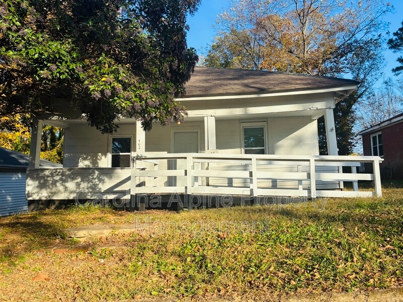 402 Wilson St in Shelby, NC - Building Photo