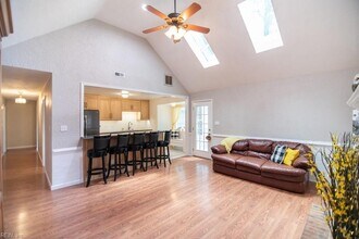 1414 Plantation Lakes Cir in Chesapeake, VA - Building Photo - Building Photo