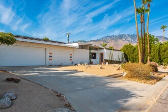 2305 E Bellamy Rd in Palm Springs, CA - Building Photo - Building Photo