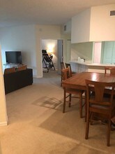 2727 Anzio Ct-Unit -307 in Palm Beach Gardens, FL - Foto de edificio - Building Photo