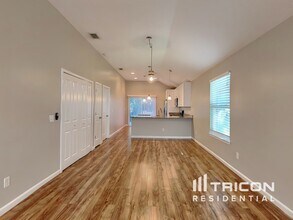 10 Poinciana Cove Rd in St. Augustine, FL - Building Photo - Building Photo