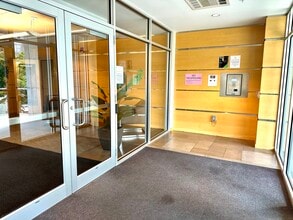 309 W Washington Ave, Unit 406 in Madison, WI - Building Photo - Building Photo