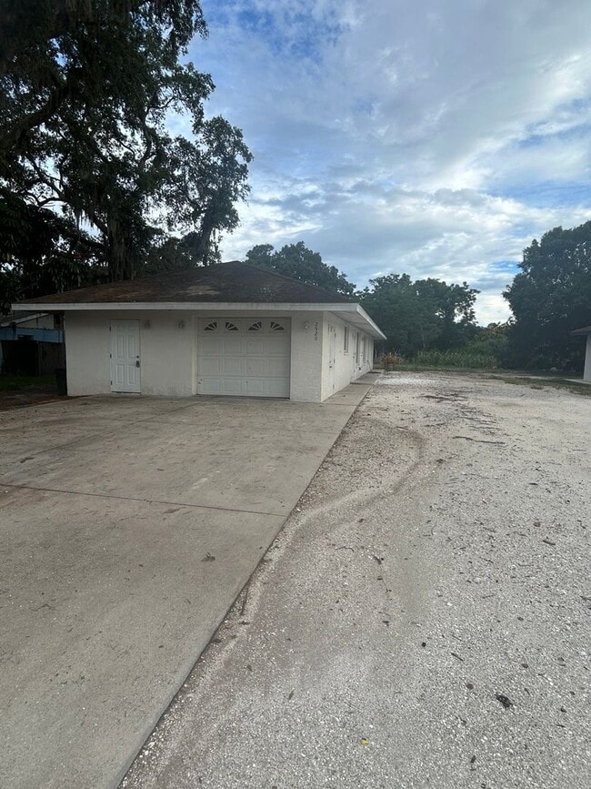 2520 34th Ave E in Bradenton, FL - Building Photo - Building Photo