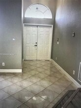 9815 NW 32nd St in Doral, FL - Building Photo - Building Photo