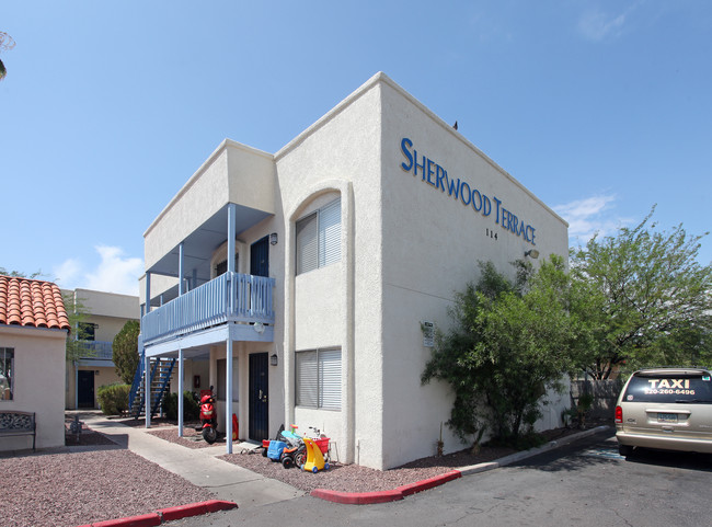 Sherwood Terrace in Tucson, AZ - Building Photo - Building Photo