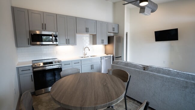 Studio 13 in Rocky Mount, NC - Building Photo - Building Photo