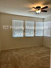 1737 E Hampton Ln in Gilbert, AZ - Building Photo - Building Photo