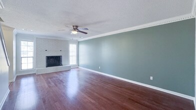 6641 Blue Spruce Dr, Unit 209 in Southaven, MS - Building Photo - Building Photo