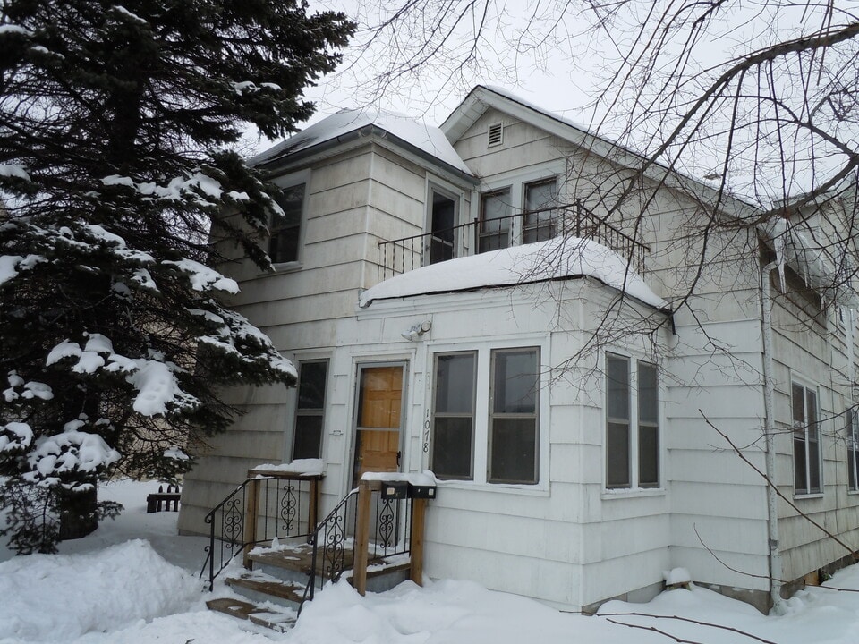 1078 11th Ave SE in Minneapolis, MN - Foto de edificio