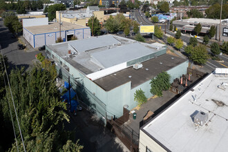 Pine Street Lofts in Portland, OR - Building Photo - Building Photo