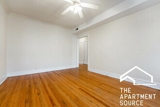 1949 W Winnemac Ave in Chicago, IL - Building Photo - Building Photo