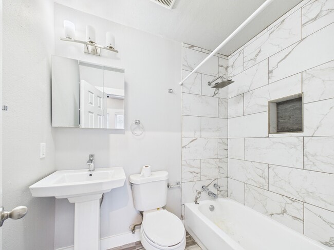 property at 605 Enid St