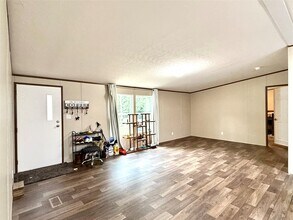 17008 FM 1484 Rd in Cut And Shoot, TX - Building Photo - Building Photo