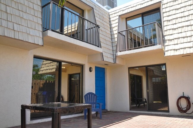 property at 1170 6th Ave
