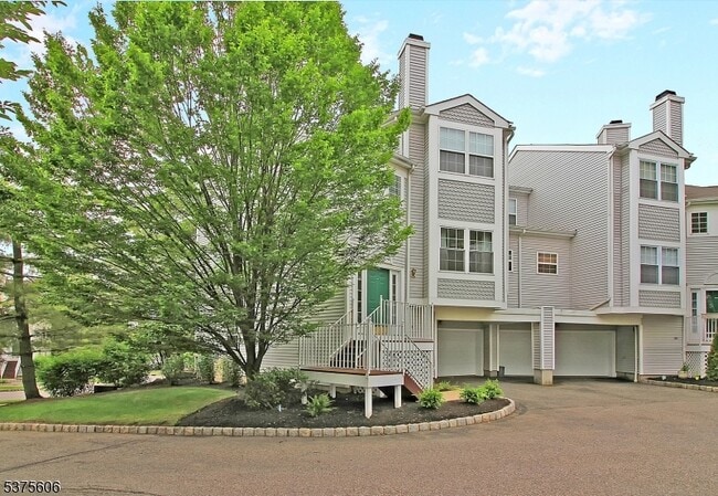 property at 407 Brookview Ct