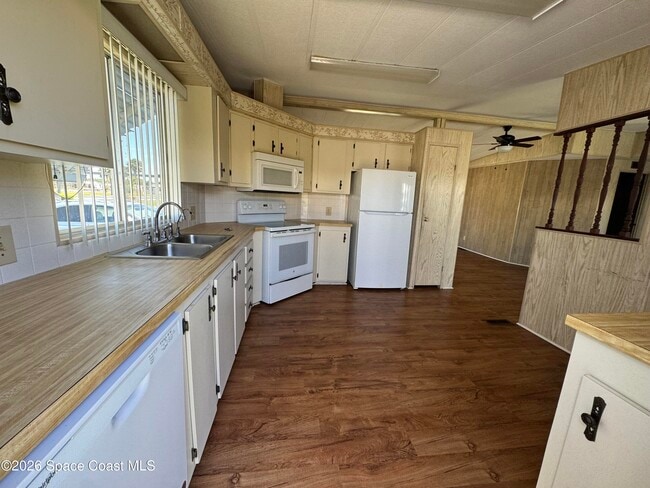 1894 Coco Plum St NE in Palm Bay, FL - Building Photo - Building Photo