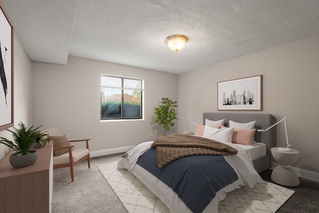 45 West St, Unit 42 West St., #10 in Randolph, MA - Foto de edificio - Building Photo