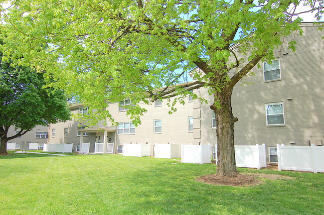 Monon Station Apartments in Indianapolis, IN - Building Photo - Building Photo