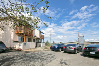 Glendale 4-Unit in Seattle, WA - Building Photo - Other