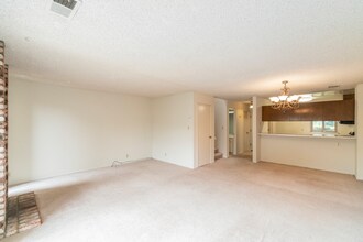 3158 Phoenix Ln in Alameda, CA - Building Photo - Building Photo