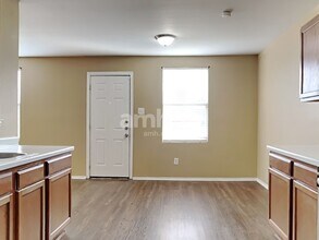 1836 Elk Lake Tr in Justin, TX - Building Photo - Building Photo