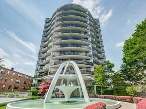 44 Walmer Rd in Toronto, ON - Building Photo - Building Photo