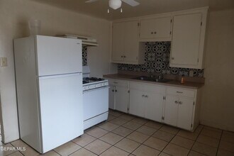 8421 Mercury St in El Paso, TX - Building Photo - Building Photo