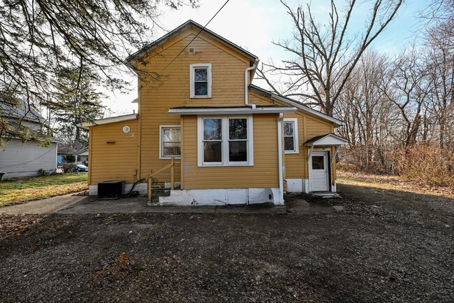 295 Shelby Ave in Akron, OH - Building Photo - Building Photo