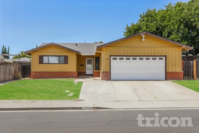 property at 1807 Alford Dr