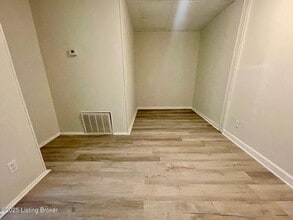 4116 W Broadway in Louisville, KY - Building Photo - Building Photo