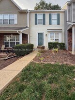 5965 Cougar Ln in Charlotte, NC - Building Photo
