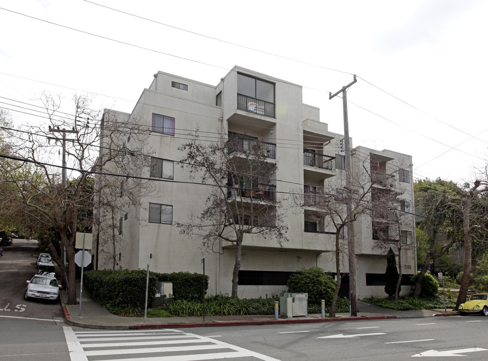 Wayne Allen in Oakland, CA - Building Photo