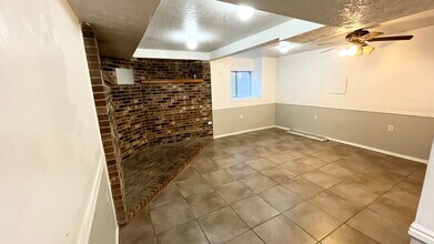 55 E 11000 S in Sandy, UT - Building Photo - Building Photo