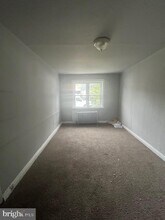 5045 Pembridge Ave in Baltimore, MD - Building Photo - Building Photo