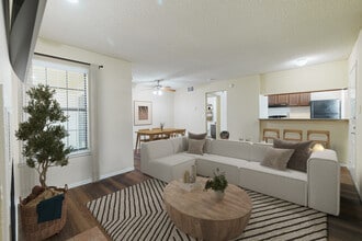 MacArthur Park in Irving, TX - Foto de edificio - Building Photo