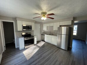 3425 Arnold Ave NW in Canton, OH - Building Photo - Building Photo