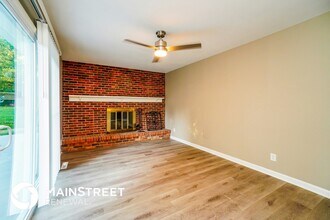 6020 Dakar Rd E in Westerville, OH - Foto de edificio - Building Photo